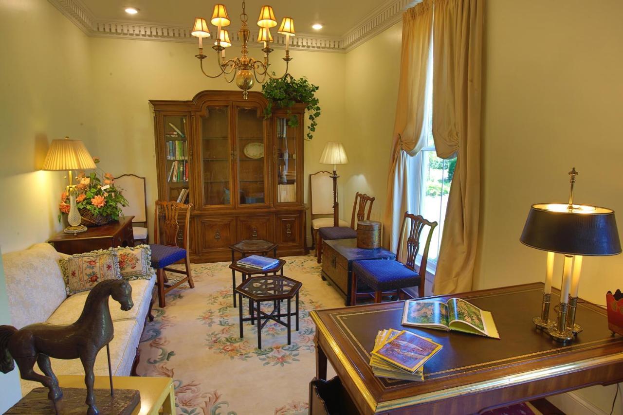 Inntiquity, A Country Inn Logansport Luaran gambar