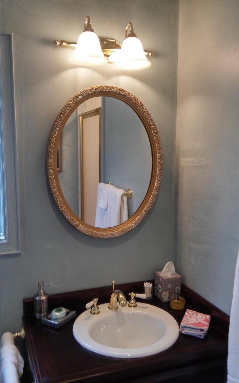 Inntiquity, A Country Inn Logansport Luaran gambar